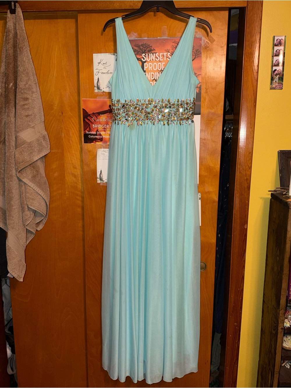 Light Blue Embellished V-Neck Evening Dress